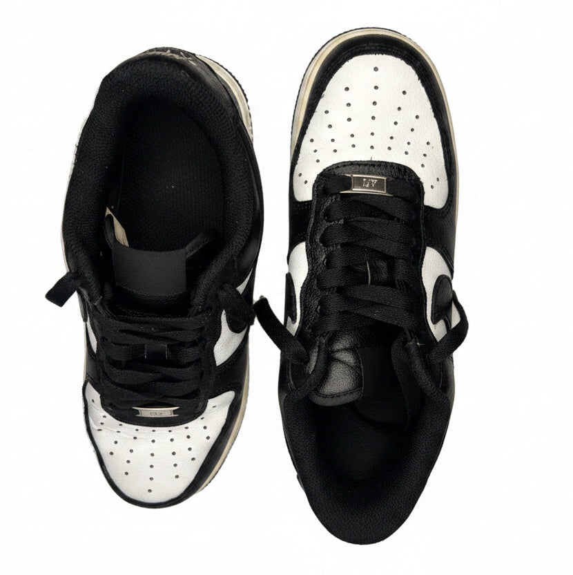 Black & White Contrast Retro Low‑Top Trainers – Classic Streetwear Style | Size UK 3