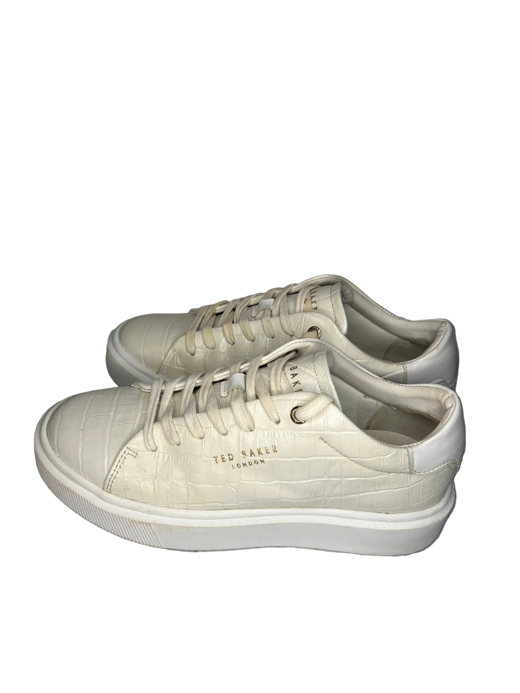 Cream Croc‑Effect Low‑Top Trainers – Smart Casual Minimal Style | Size UK5